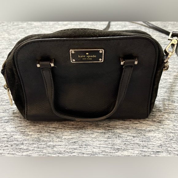 Kate Spade Small Black Handbag with Shoulder Strap - Picture 2 of 9